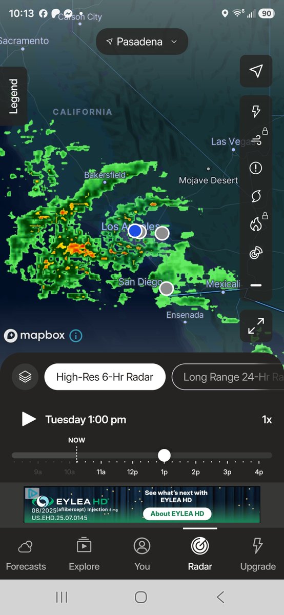 edgarrmcgregor's tweet photo. Where did this thing spawn from?? 

Southern Claifornia has achieved monsoon flow state. We just have huge thunderstorm complexes spawning out of nowhere. Not a single forecast model saw this coming. All the EPS members were dry.

Wow. I have no words. Everyone missed this. https://t.co/sABcj4d0fZ