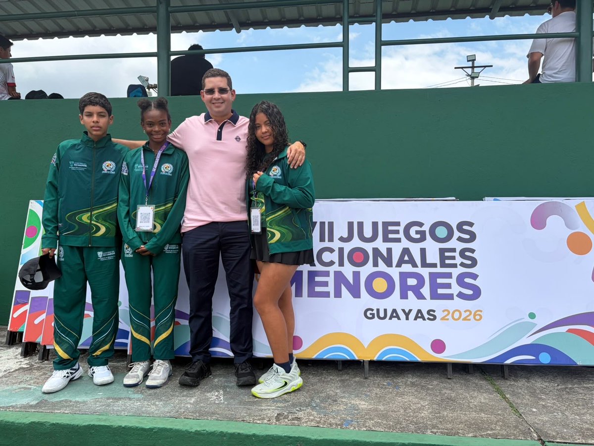 Federios7's tweet photo. ¡Los Ríos presente en los XVII Juegos Nacionales de Menores – Guayas 2026!

Cuatro deportistas riosenses están representando a nuestra provincia. 

Gran inicio para Roberto Yunhon, quien venció a Santa Elena por 6-2 y 6-0, avanzando con autoridad en la competencia masculina. https://t.co/uJVmQOL8hX