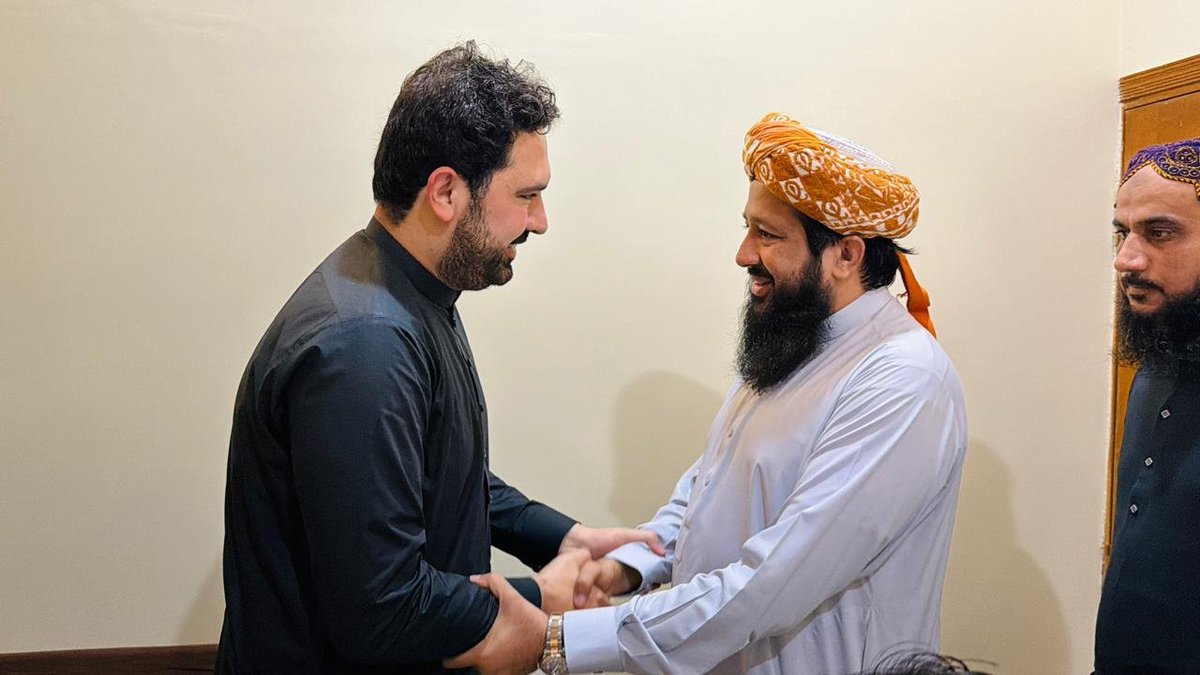 ImamJuiLarpd's tweet photo. #جےیوآئی_سندھ_کی_آواز
#امن_عالم_اجتماع_سکھر
#سندھ_راشدسومرو_کے_سنگ
#مستقبل_جےیوآئی_کا
#سندھ_جےیوآئی_کیساتھ https://t.co/3W56SWACWL