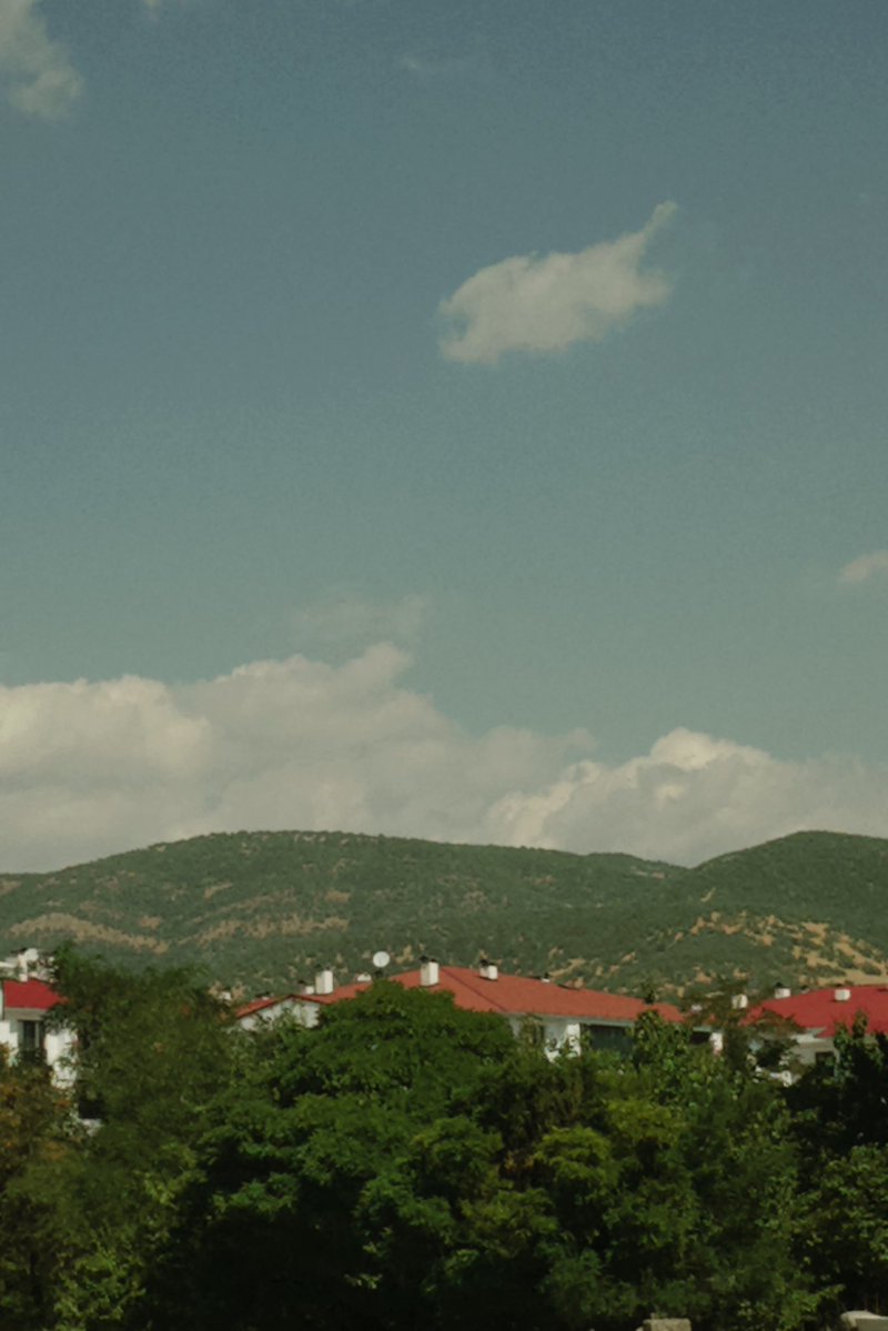 heliniims's tweet photo. bingölün dağları 🫶🏻 ben https://t.co/B94s2EqL5Q