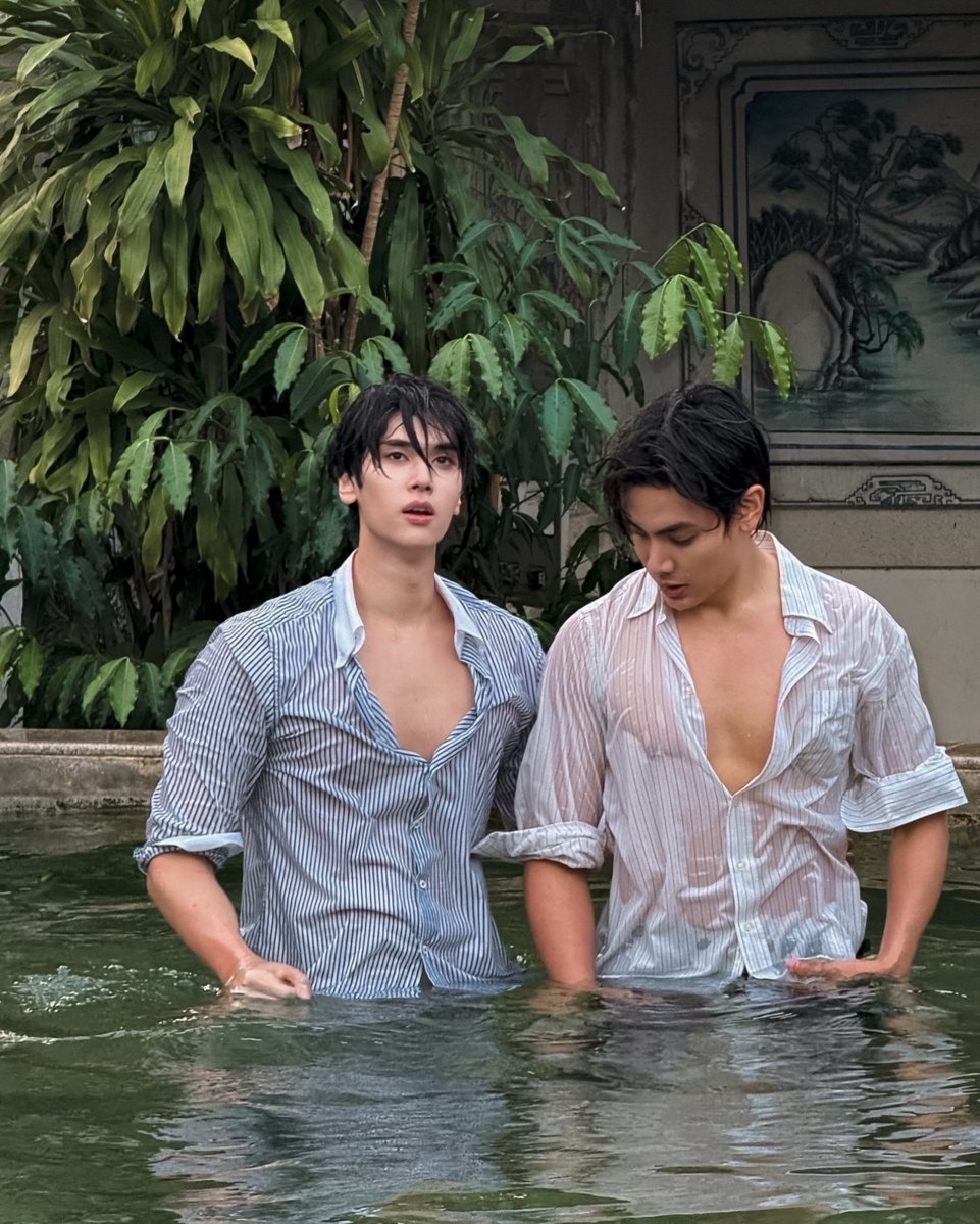 DunkOfficialFC's tweet photo. ขอบคุณทุกช่วงเวลาที่ทำให้ 5 ปีนี้เต็มไปด้วยความสุข จากวันแรกจนถึงวันนี้ ยินดีที่ได้เห็นจุงดังเติบโตมาตลอด 5 ปี

JOONGDUNK 5TH MEMORIES
#JoongDunkGrewTogether5Years https://t.co/pvbF9AcVtb
