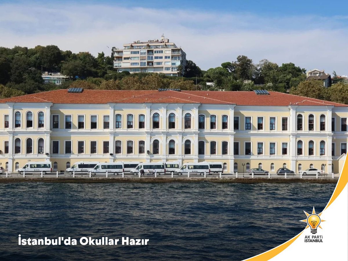 kirbas80's tweet photo. Devletimiz, eğitim altyapısını güçlendiren yatırımlarını yeni dönemde de sürdürüyor. Yeni okullar, yeni derslikler ve artan eğitim imkânları çocukların geleceğine hizmet ediyor. 
İstanbul’da Okullar Hazır https://t.co/ZlRfjM18LO