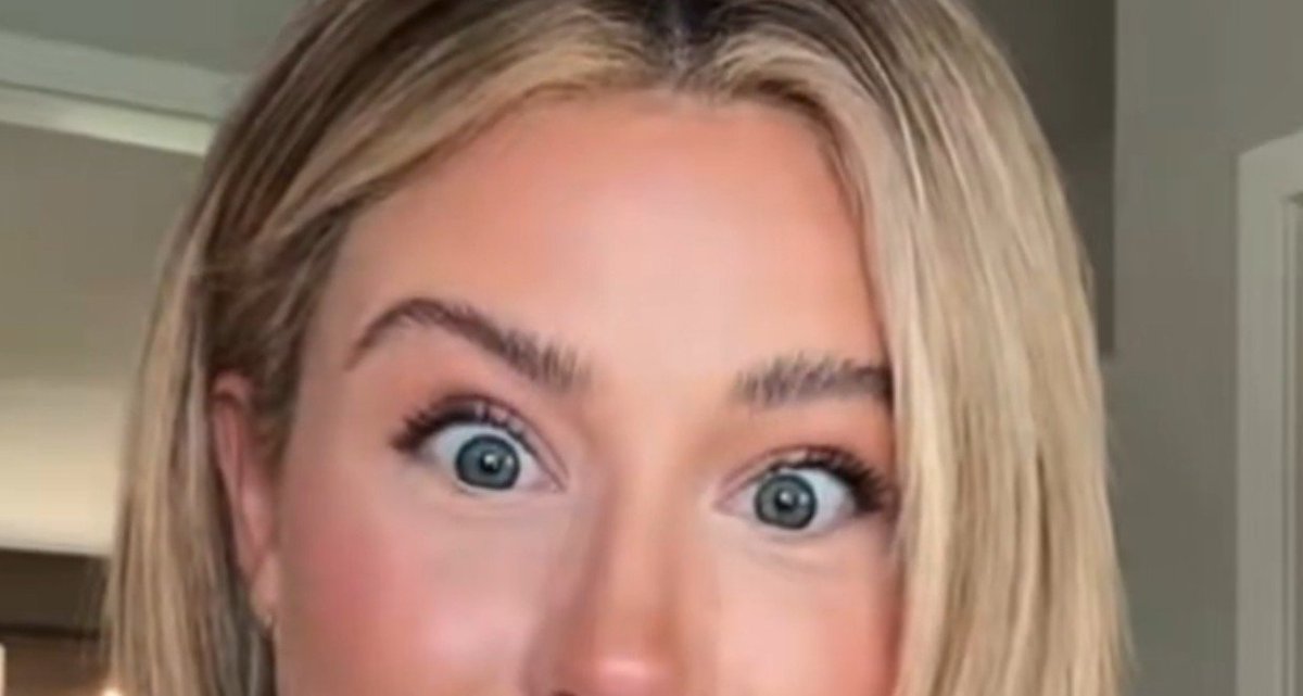TheLaurenChen's tweet photo. She's got the SSR-eyes https://t.co/k0h8BpJoYw