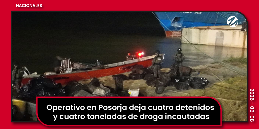 UdlaChannelEc's tweet photo. #Nacionales | La Policía Nacional y las Fuerzas Armadas ejecutaron la ‘Operación Manglar’ en Posorja, Guayas, con cooperación de inteligencia entre Ecuador y Estados Unidos, informó el ministro John Reimberg. El operativo dejó cuatro detenidos y el decomiso de cinco embarcaciones, cuatro toneladas de droga, 16 fusiles y 6.000 municiones.