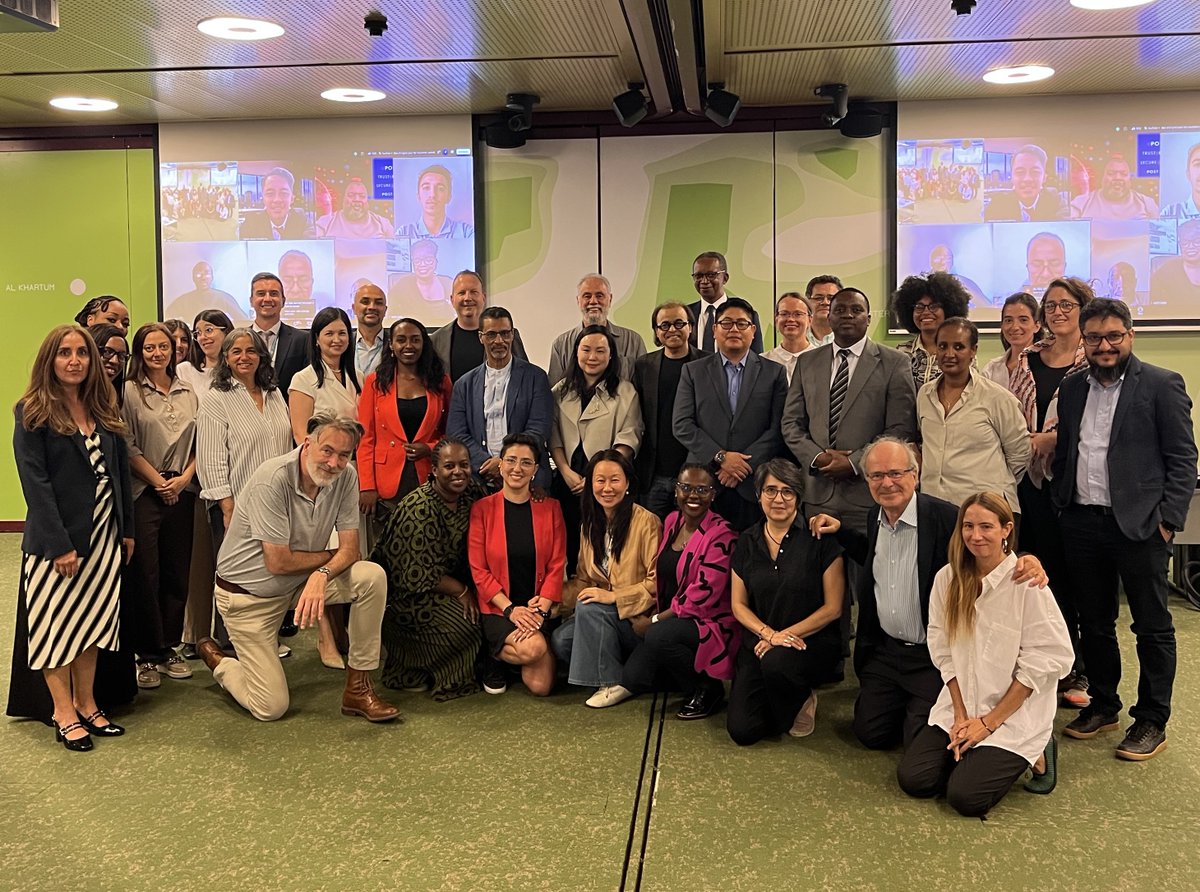 intgovforum's tweet photo. 🌍 IGF 2026 Open Consultations &amp; MAG — Day 2

The MAG reviewed thematic narratives, workshop selections &amp; main session topics, shaping the programme for #IGF2026.

📄 Full agenda: https://t.co/dX8oiadsdQ https://t.co/lYAHALfujT