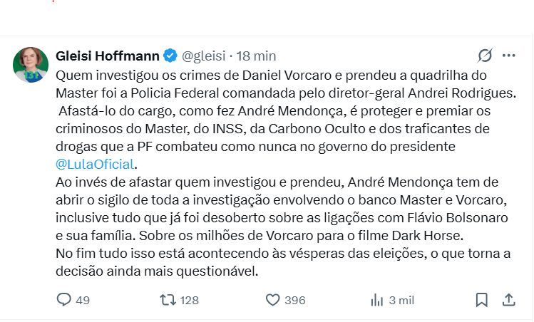 DicaSabida's tweet photo. @aguedescartoon Olha quem tem a mesma opinião que você kkk. Camisinha de comunista https://t.co/5DbXhX7Lm0