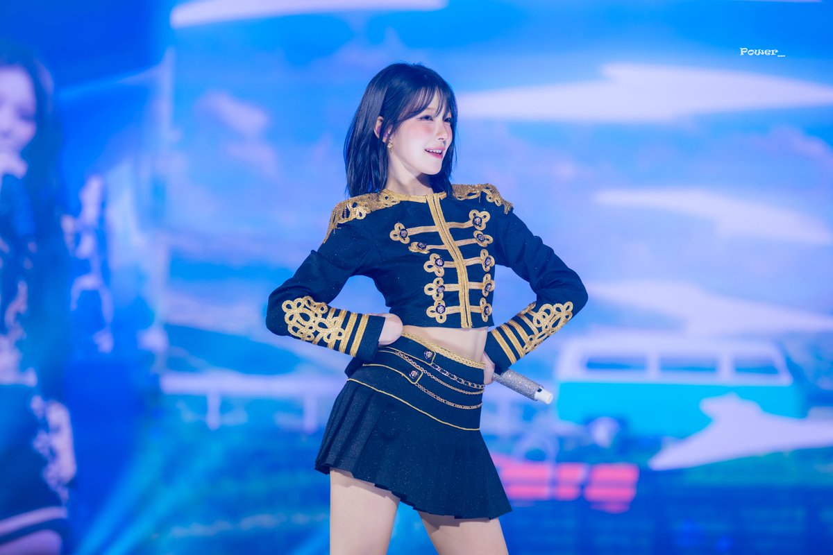 Power_IU's tweet photo. 260906
2026 fromis_9 ASIA TOUR
백지헌
#프로미스나인 #fromis_9 #백지헌 #BAEKJIHEON https://t.co/j6TSNxuskO