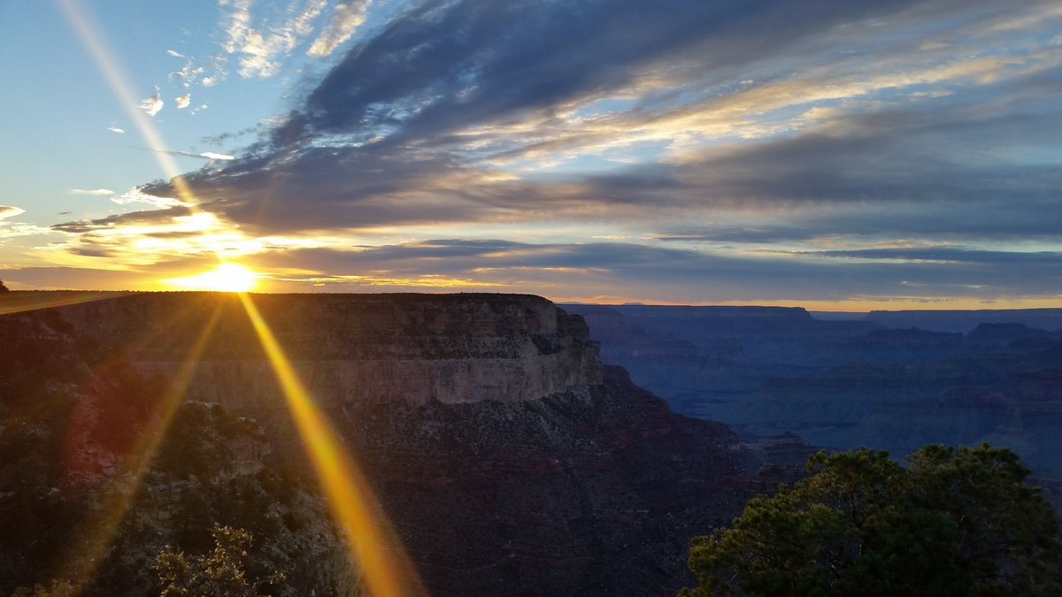 rap2022's tweet photo. @ArtTherapy73 Grand Canyon sunset https://t.co/8cf0VRScJk