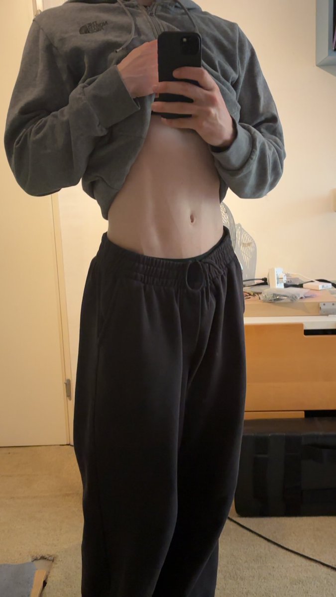 fembobivfy's tweet photo. Loser twink fit <3 #gay #femboy https://t.co/zToM42CxsL