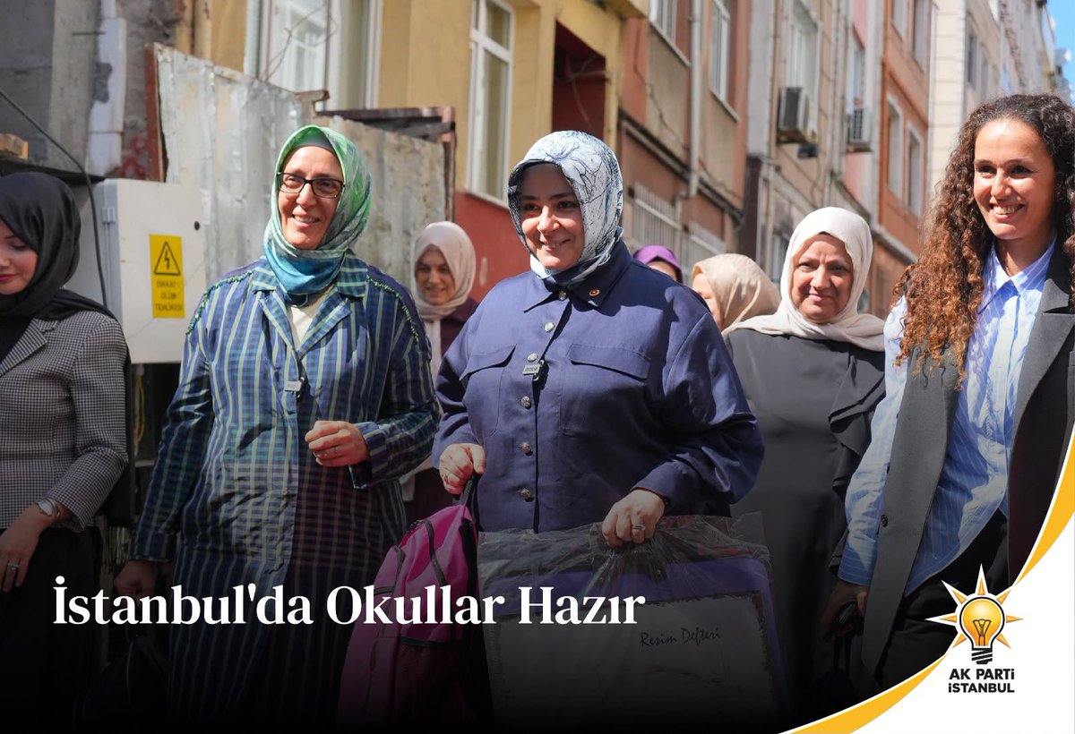 CanKapicioglu53's tweet photo. İstanbul'da Okullar Hazır https://t.co/hVLg374pCV