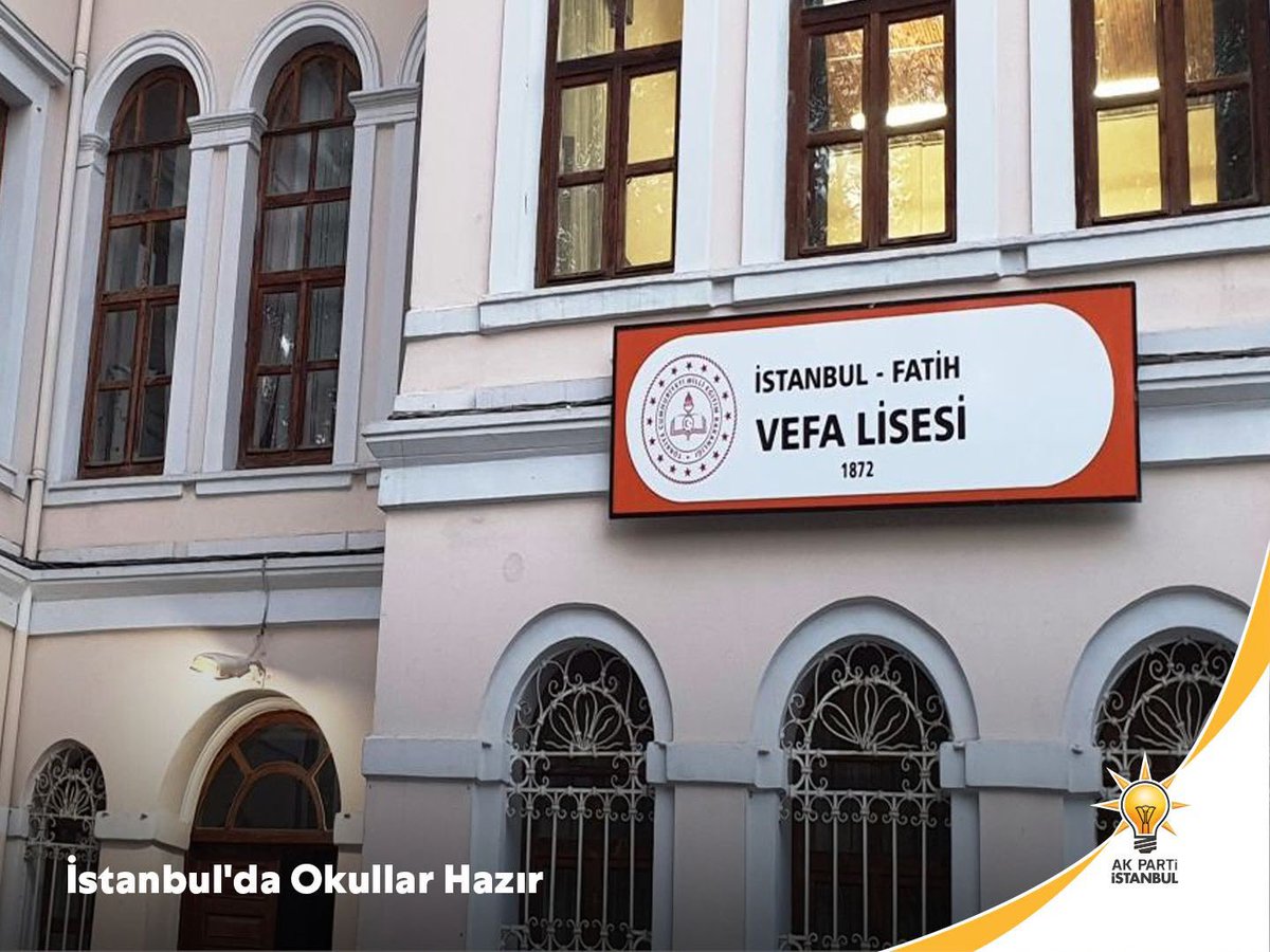 CanKapicioglu53's tweet photo. İstanbul'da Okullar Hazır https://t.co/hVLg374pCV