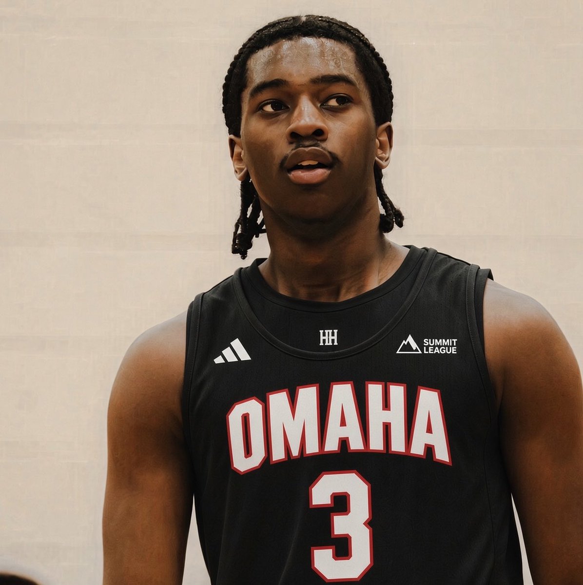 recruitszone's tweet photo. NEWS: Omaha freshman guard Marcus Gillespie plans on entering the transfer portal, he tells @recruitszone .

The 6’4 guard was rated as a three-star prospect in the 2026 class.

Gillespie has a solid, strong frame, can create space and his own shot, &amp; is a quality playmaker. https://t.co/NBAb40nmQO