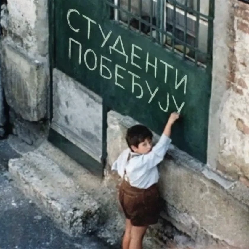 BanjacSmiljan's tweet photo. Voli vas mali Zoki @studentblokade ❤️ https://t.co/Y43VZLpb4n