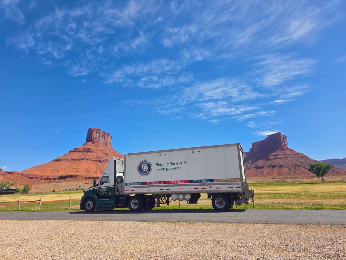 ODFL_Inc's tweet photo. Delivering through the desert 🌵🚛

September’s Photo of the Month comes from Dan Creek, a Pickup and Delivery driver based in Grand Junction, Colorado. Over his five years with OD, Dan has become known for his can-do attitude and a laugh that fills the room. https://t.co/HFC1fIDdDB
