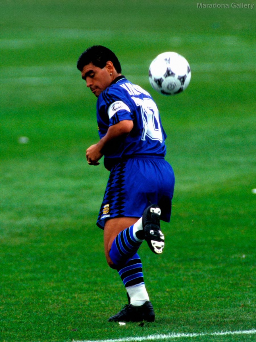 Maradonagallery's tweet photo. https://t.co/3fD97qXyfn