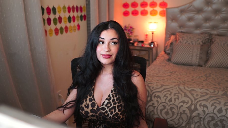 beautyTTV's tweet photo. IT'S TANGIA TUESDAY!!! WE'RE LIVE NOW!! HALF OFF ALL TANGIAS THROUGHOUT THE STREAM + REACTING TO LOZ ANNIVERSARY DIRECT!!! MARBIES &amp; YAPS ALL NIGHT! LET'S GOOOO!

Lurks &amp; Tabs &amp; RTS Appreciated :D

https://t.co/rg0eO7iMvk
https://t.co/McG3NubVjR https://t.co/hSvD6JwElv