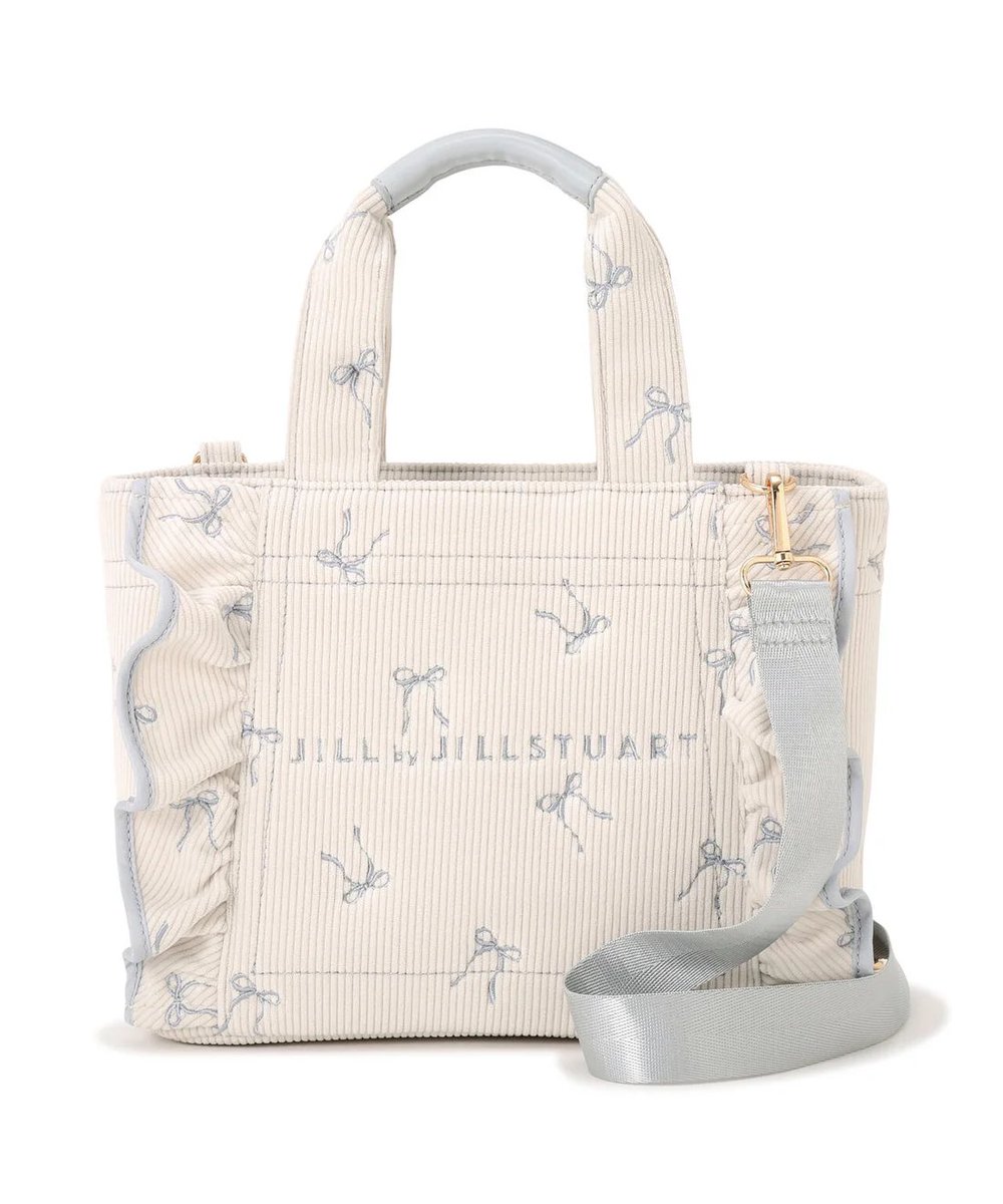 nya3ri's tweet photo. JILL by JILL STUART フリルトート
新作のリボン刺繍が可愛い🎀🩵 https://t.co/VEzkAaoamg