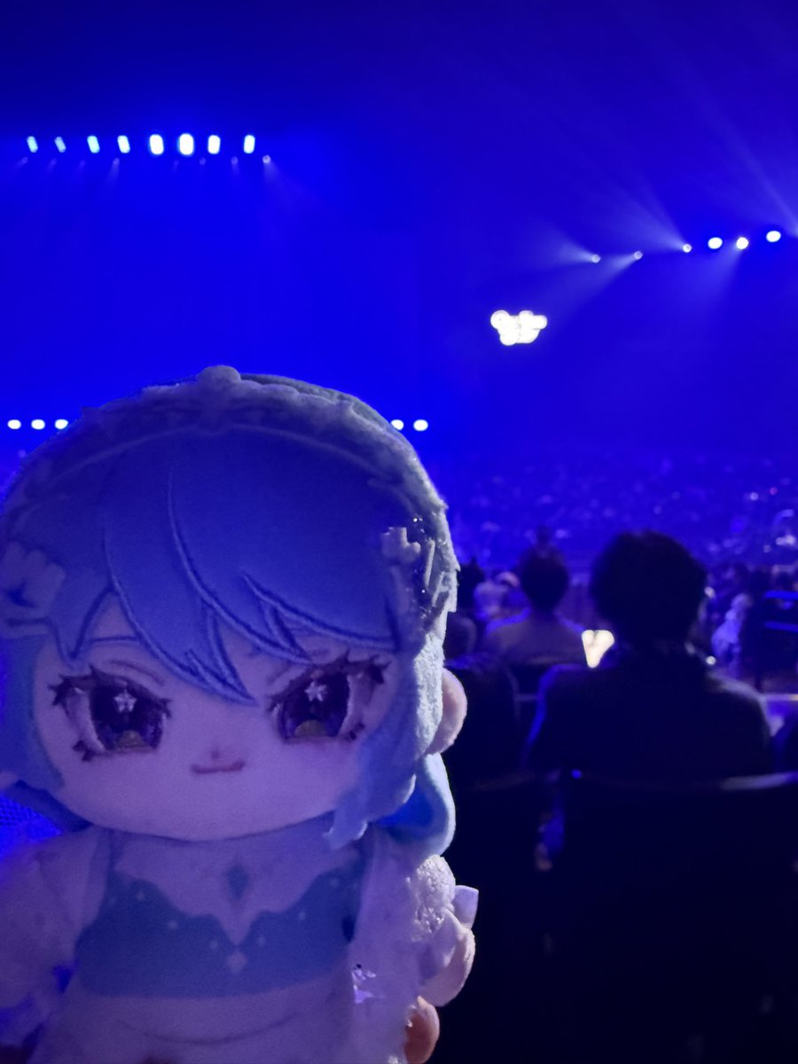 cd1k7's tweet photo. みんなおはまち！☄️✨️
今日はライブ2日目！今日も全力で楽しむぞ〜！現地来れない人も是非配信を見てみてください！めちゃくちゃすごいので！
てことで今日も一日頑張ろ〜！ https://t.co/Kh5hUJi3KC