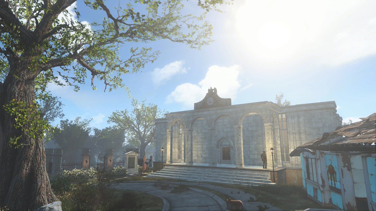 Loonydrewtoon's tweet photo. Part 2 of my Government Building Build in Fallout (WIP)
-finished exterior
-furnished parts of the interior
-added a reception lobby 
-added decorative clock to the facade (might be removed later)
Let me know any suggestions you have 
#fallout #fallout4 #fanart https://t.co/do7UTsYy8X