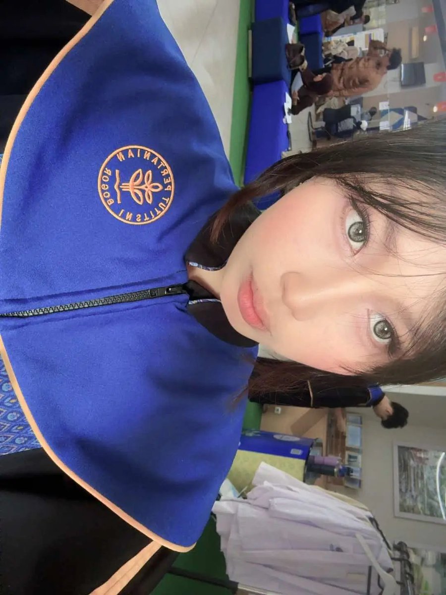 cloverrstarx's tweet photo. rin mengaku ada wong https://t.co/It50OFJGZX