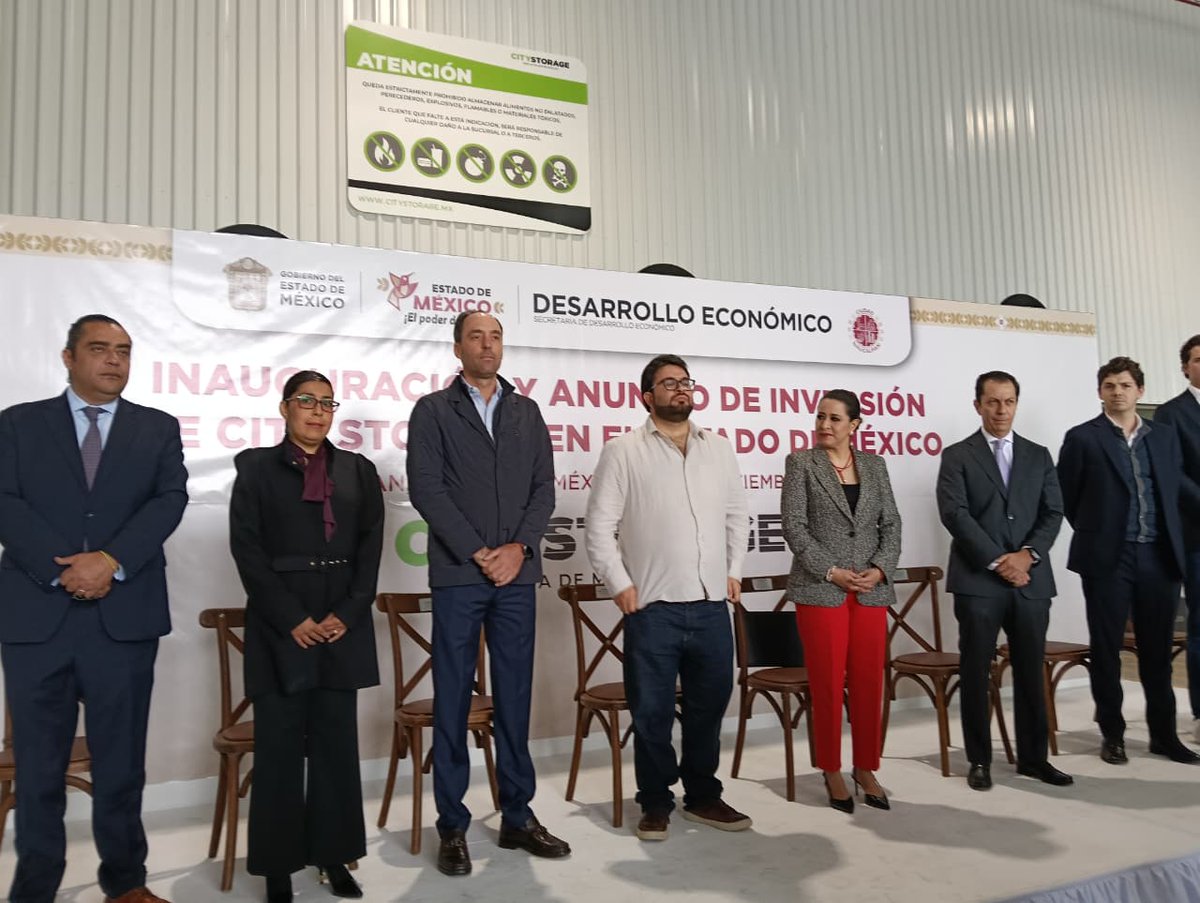 h_conexion's tweet photo. 🔴 #Entérate | 🏭Titular de #Sedeco, Laura González , y el alcalde Isaac Montoya inauguraron #CityStorage, una renta de minibodegas en Lomas Verdes de 465 mdp que impulsa la generación de #empleo en #Naucalpan💼Haz clic para saber más👇
https://t.co/iBEa4t5JO1 https://t.co/BxM1siLWQr