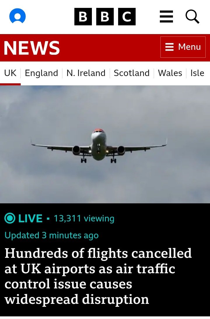 NormalBirthBRAZ's tweet photo. Enquanto isso, hoje o Reino Unido anunciou sanções ao comércio com assentamentos israelenses ilegais na Cisjordânia e, logo em seguida, todos os principais aeroportos do país sofrem uma paralisação total. 

Quanta coincidência, né? 😏 https://t.co/BsFwjzj2tL