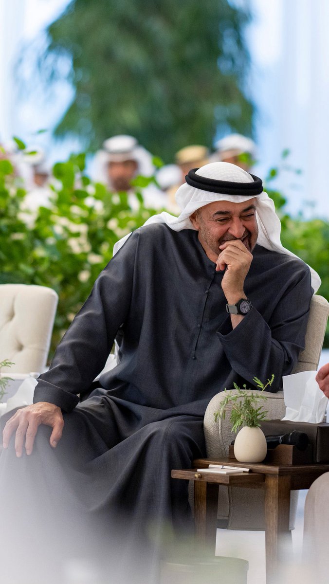 kh_vv7's tweet photo. يبتسم بو خالد و تبتسم الامارات معاه https://t.co/4PQcY1ZYl0
