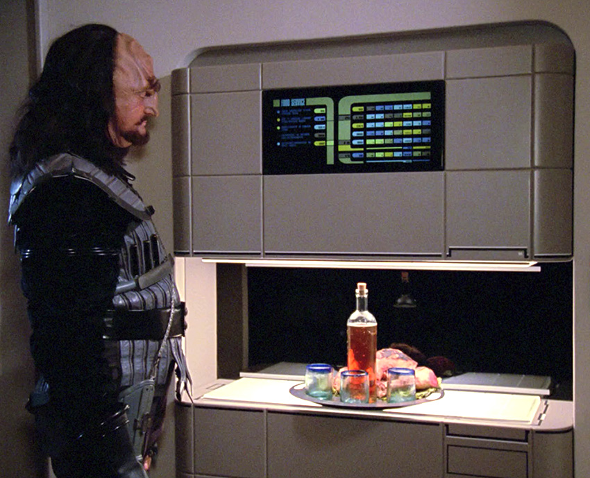 koulius's tweet photo. @justinejoli I'd like to get one of those food replicator machines. https://t.co/s4N5eK5SVw
