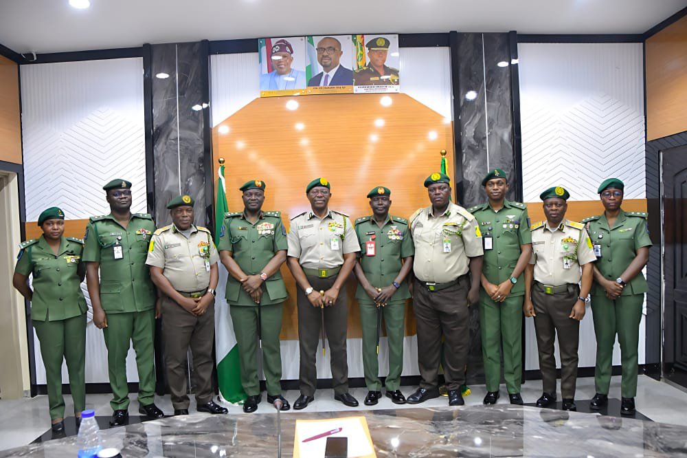 CorrectionsNg's tweet photo. NCoS, Military Intelligence Deepen Partnership on Intelligence Sharing, Custodial Security. For more details please click on the link below:https://t.co/QYl1yMAquM https://t.co/n5v7al39Cl