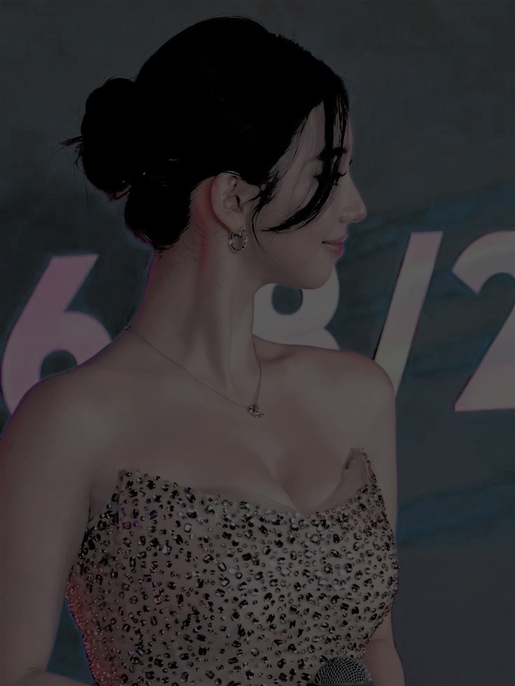 paagtraitor's tweet photo. during  the  gala      /        after  the  gala . https://t.co/4j8RyCaaDR