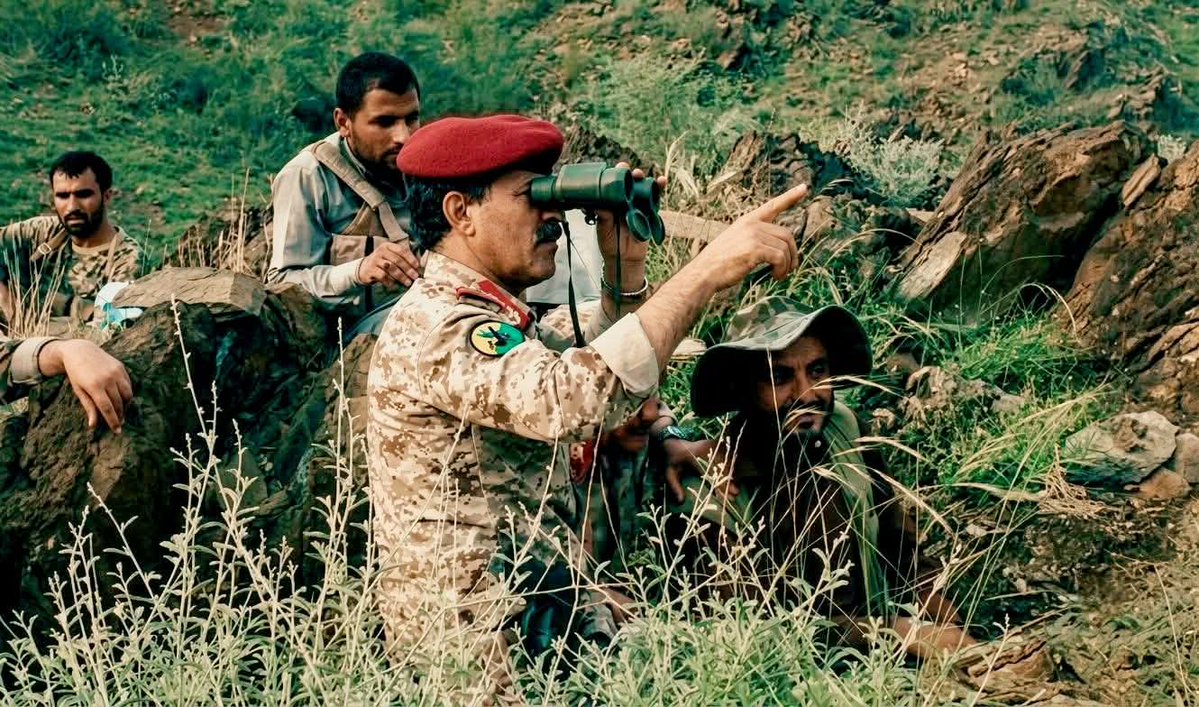 Officer8600's tweet photo. #مستمرون في التقـــدم على قدمآ وساق 😇👌❗".
#صنعاء "
#مارب "
#المخا " https://t.co/hzwFeboYGN
