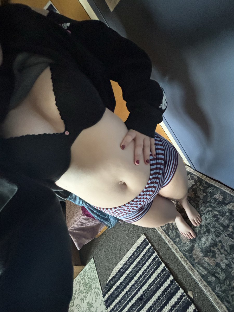 Eve13Ro's tweet photo. I thought you liked me https://t.co/oyNJBrk3r3