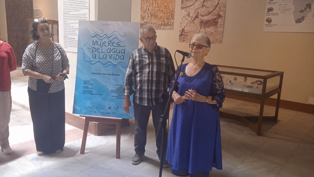 PDLMonedaCubana's tweet photo. 💧 ¿Sabías que el agua también es escenario?

Hoy reinauguramos la muestra "Mujeres...del agua a la Vida" en la Casa de África, con 10 fotos. 

La Moneda Cubana fuimos orgullosos  colaboradores. 

Lizette Vila: "el agua es vida, cuerpos y cuidados". 

¡Visítala! 🌊🎭 https://t.co/YdXDgyjiXv