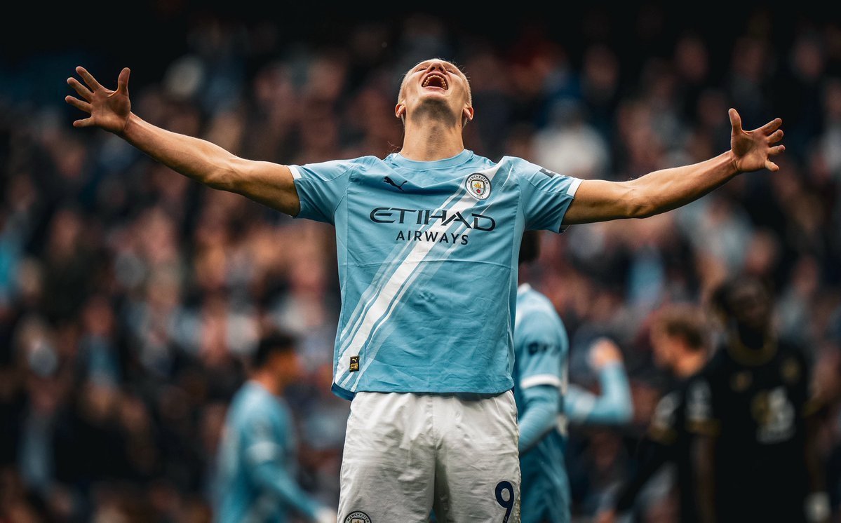 CR_136's tweet photo. Haaland since the start of last season  :

• 69 matches
• 74 contributions
• 63 goals
• 11 assists https://t.co/uFzH1OOwcL