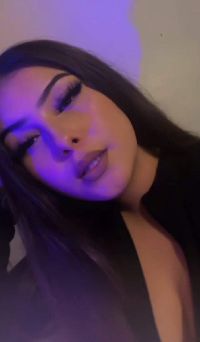 bleachedgoner's tweet photo. Trib Chanel https://t.co/H3Q8UydJXk
