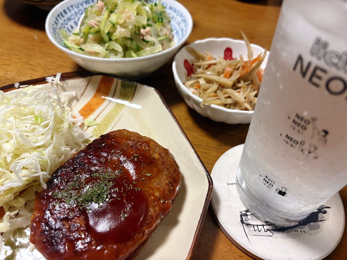 8727ae9f3fa5424's tweet photo. #晩御飯 #晩酌 #家庭料理 https://t.co/hp5XCUroqm