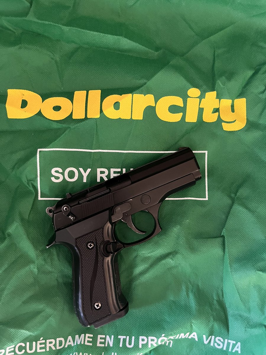 JUDAN_1020's tweet photo. Ya las están vendiendo en  Dollarcity https://t.co/VK8WJiX8GC