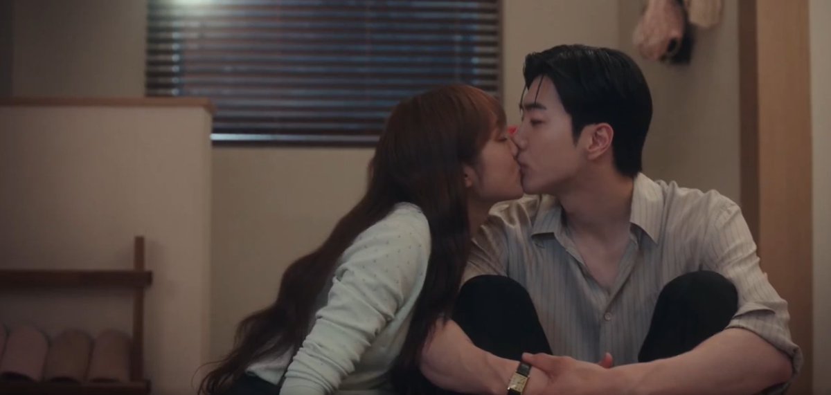 kdramamiss's tweet photo. " i once chased after a shining star but what lit my path was more than that " — my bias my boss, (episode 12) https://t.co/401pmB1gYK