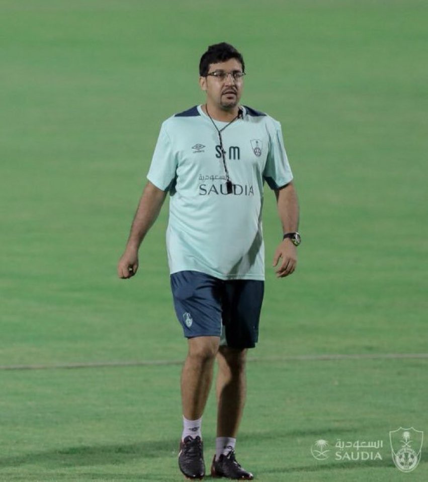 AlyameAli's tweet photo. #طرد_بوسيتش_مطلب
#الاهلي_القادسية 
#الاهلي 
 #الشنقيطي

 مدرب غير كفؤ فاشل تكتيكياً 
 
 احضروا #صالح_المحمدي 

  البقاء مع هذا الفاشل هو مضيعه للوقت والجهد ومزيد من الهدم وضياع الفريق
 
 هل تنتظرون الهزيمه أمام  #صن_داونز 
 لكي يكون كبش الفداء  !! https://t.co/9XdpA1AzCA