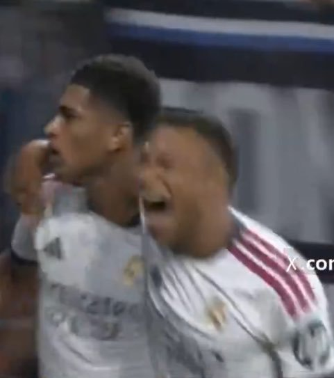 veilcasket's tweet photo. i love how kylian always looks happier than the person who actually scored the goal https://t.co/pCwJDlHfzd