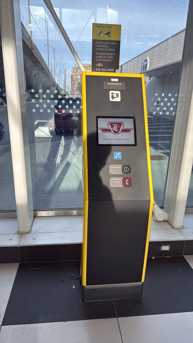 SuperExpressBus's tweet photo. @GOtransit exposed gfci outlet at Kennedy GO, where the line 5 concourse entrance is, Attatched photos of the location, extremely unsafe https://t.co/qJ7GbVxI6O