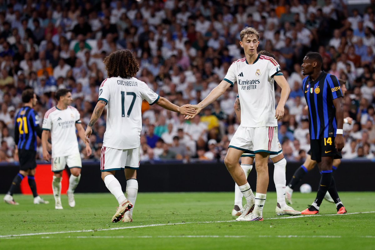 DHuijsen's tweet photo. +3 puntos para iniciar la Champions de esta temporada de la mejor manera.
#HalaMadrid 🤍 @realmadrid https://t.co/TZqlQZ75GZ