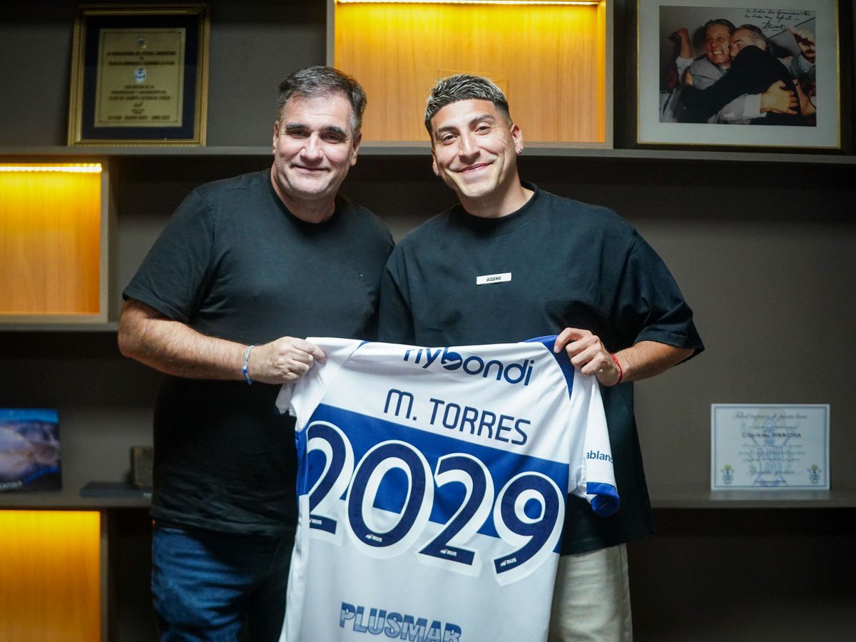 gimnasiaoficial's tweet photo. Torres 2️⃣0️⃣2️⃣9️⃣

El delantero Marcelo Torres extendió su vínculo con Gimnasia y continuará defendiendo la camiseta albiazul por las próximas tres temporadas.

🔗 https://t.co/6c7omDmks6 https://t.co/iyQFfPhi49