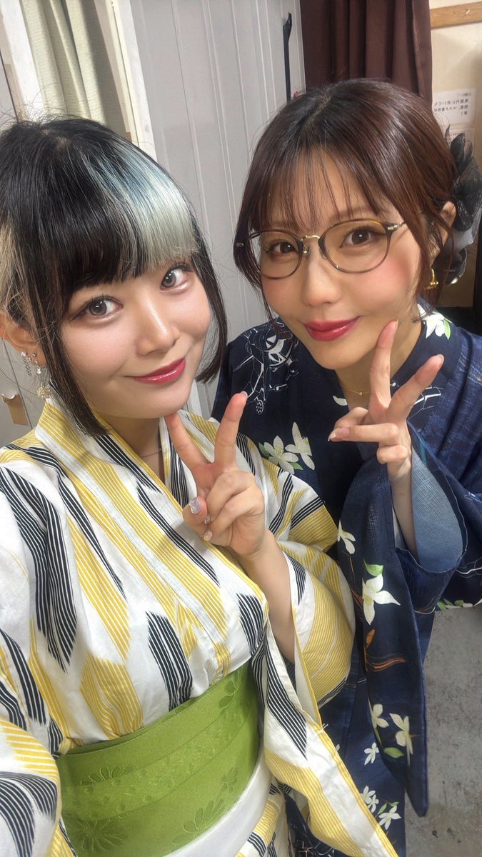 ayasi0530's tweet photo. 昨日２４時頃に家に着いて、ポストしようとして気付いたら寝てしまいました😭

昨日は大雨の中FCイベント参加してくださった皆様本当にありがとうございました😊３０分遅れのスタートで全部バタバタですみません（ ;  ; ）
夏らしいことにたくさんお付き合いいただき感謝です🍉🍉🍉🍉
また、来年あれば参加していただけると嬉しいです☺️

色んなところから来てくださったので、みんなが無事帰れたか心配🥹