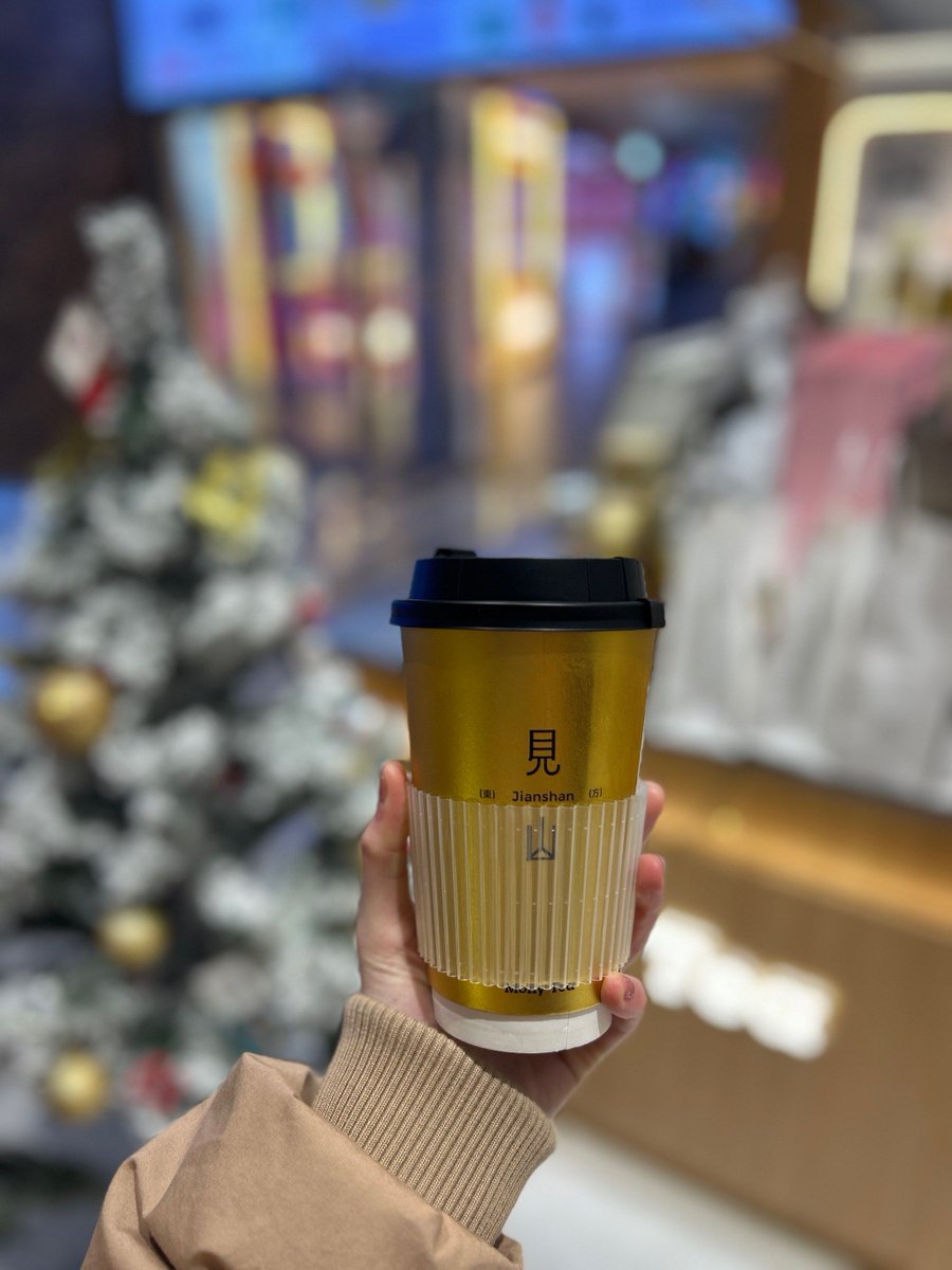 FatmaAslanorio's tweet photo. Just nailed the final project deadline at 2:59 AM—cheers to zero last-minute scrambles and that satisfying send button click! https://t.co/ZpMh9De1nL