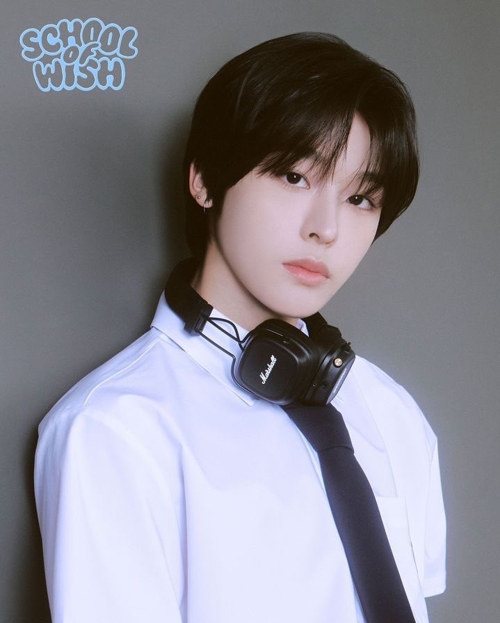 daeyoungdayday's tweet photo. 언제 봐도 너무 이쁨 https://t.co/Dw1vUREswH
