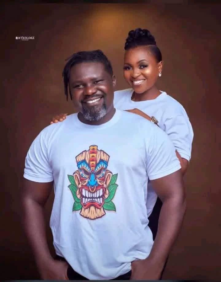 Baddo360's tweet photo. @UchePOkoye Family of the thug that attacked Peter Obi… Mr. Paso Igbe Terzungwe. https://t.co/I9AQBgV3Eq