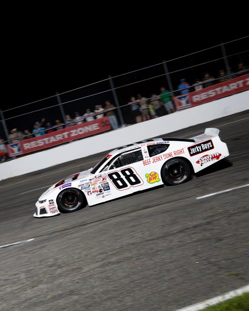CadenKvapil's tweet photo. Picked up our 3rd @CARSTour win of the season Friday night at @FmSpeedway2025! We qualified P3 and ran inside the top 3 all race until the first competition caution. After the restart we were able to grab the lead and control the race until the end! It felt good to end the dry https://t.co/lWfyfgKDy3