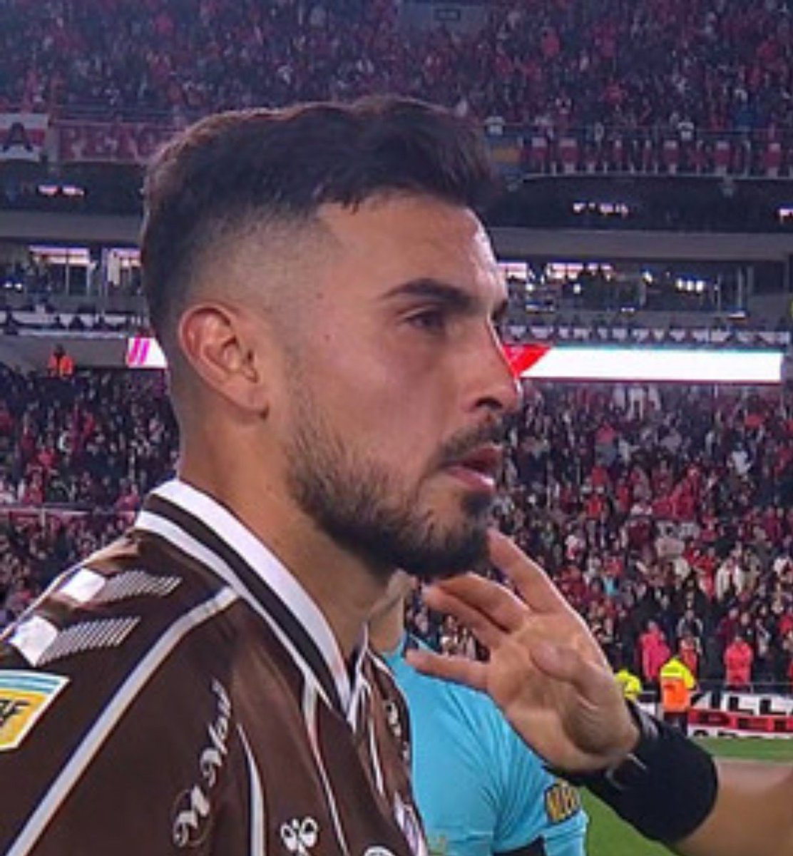 gabrielcarp__23's tweet photo. HOLA NACHITO HOLAAAAAA, APARECEEEEEEE, TE QUEDASTE MIRANDO EN LOS DOS GOLES NACHITOOOOOOOOO!!!!!! DALE GUAPITO DE CARTÓN, HACÉ ALGO, CAPITÁN DERROTA, PEDAZO DE MIERDAAAAAAAAAAAAA!!!!!! https://t.co/ge0kskmPS4