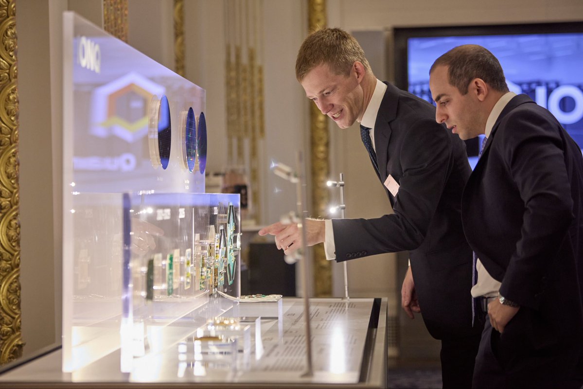 Thank you to our customers, partners and everyone who joined us for an inspiring Investor Day at the New York Stock Exchange today! #IonQ #QuantumIsNow #FutureOfQuantum @NYSE 📷 📷 📷 📷 additional source image 3